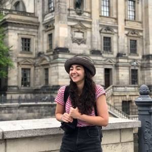 Meet your Posher, Sabrina-fatima